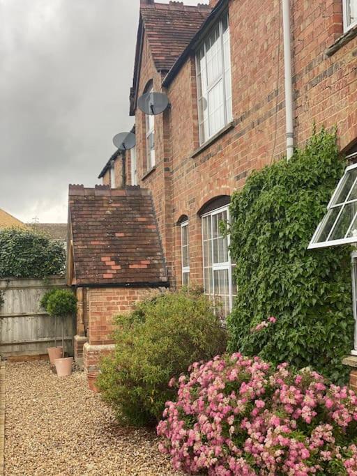 Вилла Beautiful Cotswold Couples Retreat Буртон-он-те-Уотер Экстерьер фото