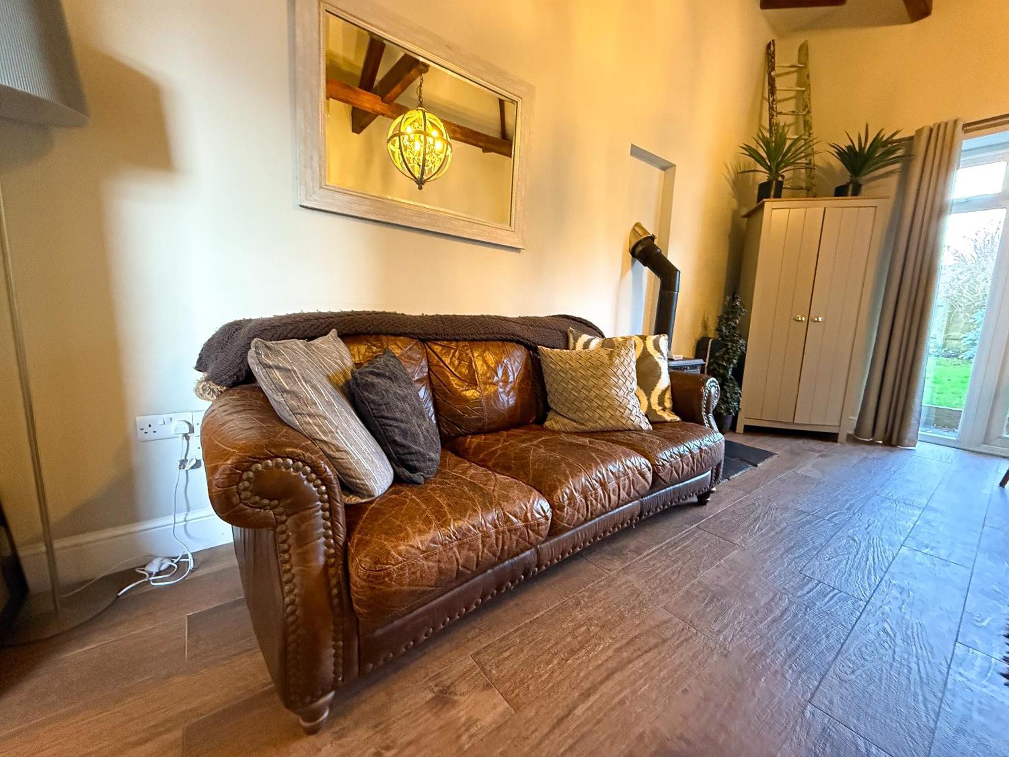 Вилла Beautiful Cotswold Couples Retreat Буртон-он-те-Уотер Экстерьер фото
